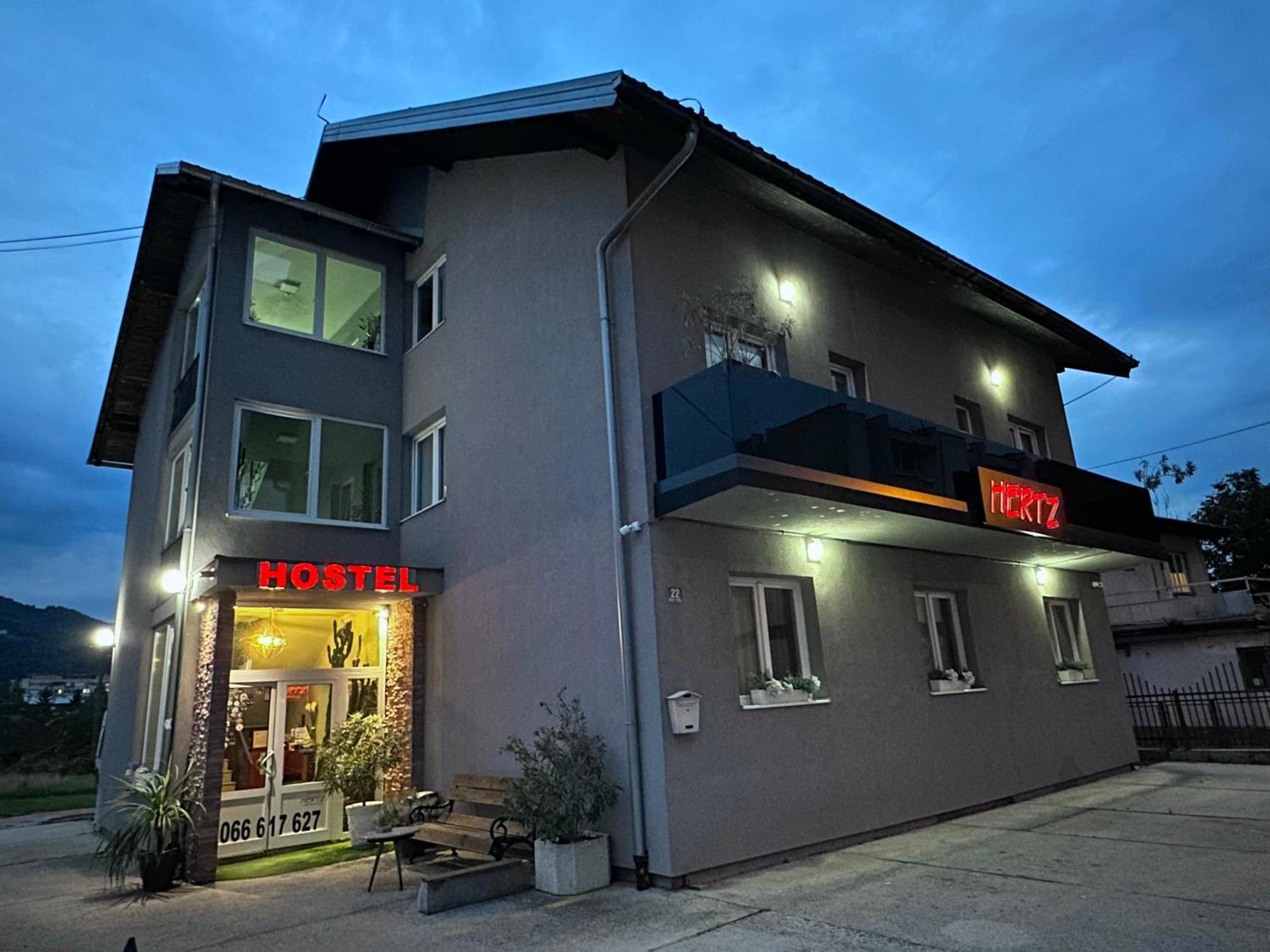 Hostel Herz บันยาลูกา ภายนอก รูปภาพ