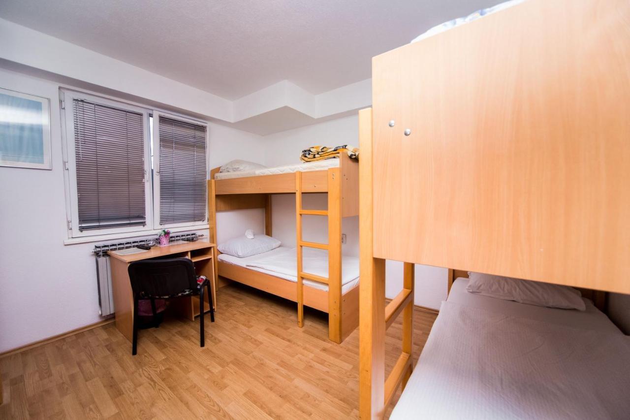 Hostel Herz บันยาลูกา ภายนอก รูปภาพ