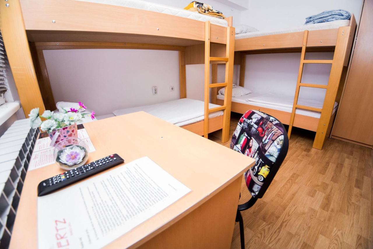 Hostel Herz บันยาลูกา ภายนอก รูปภาพ