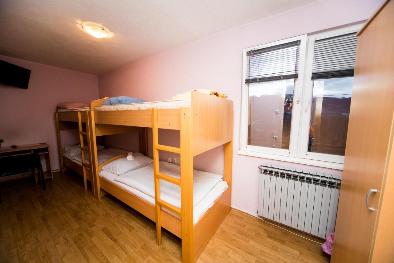 Hostel Herz บันยาลูกา ภายนอก รูปภาพ